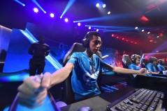 电竞赛场风云：DRG战队连胜，WOL战队挑战XLG败北