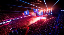 心理辅导：多位选手公开讨论赛事压力与心理健康