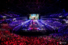 电子竞技世界赛资格赛激战正酣：四强战队巅峰对决，两席晋级名额花落谁家？